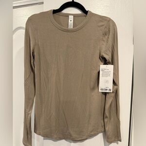 Lululemon NWT Hold Tight Long Sleeve - Size 8 - Sheer Oak - Sold Out Online